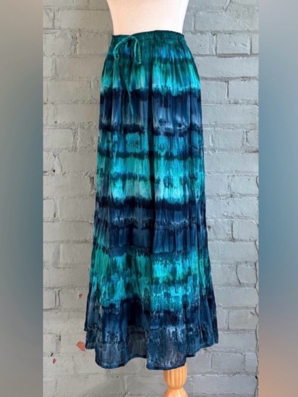 Vintage Teal and Blue Tie-Dye Maxi Skirt